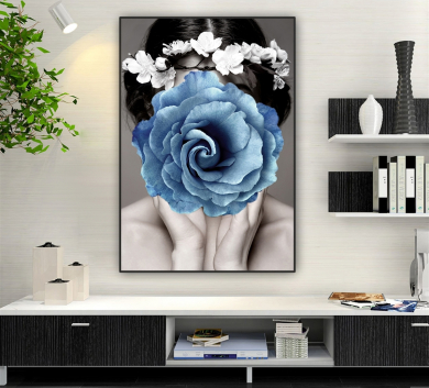 Tranh Cô Gái Nụ Hoa Xanh Che Mặt