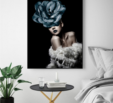 Tranh Cô Gái Quyến Rũ